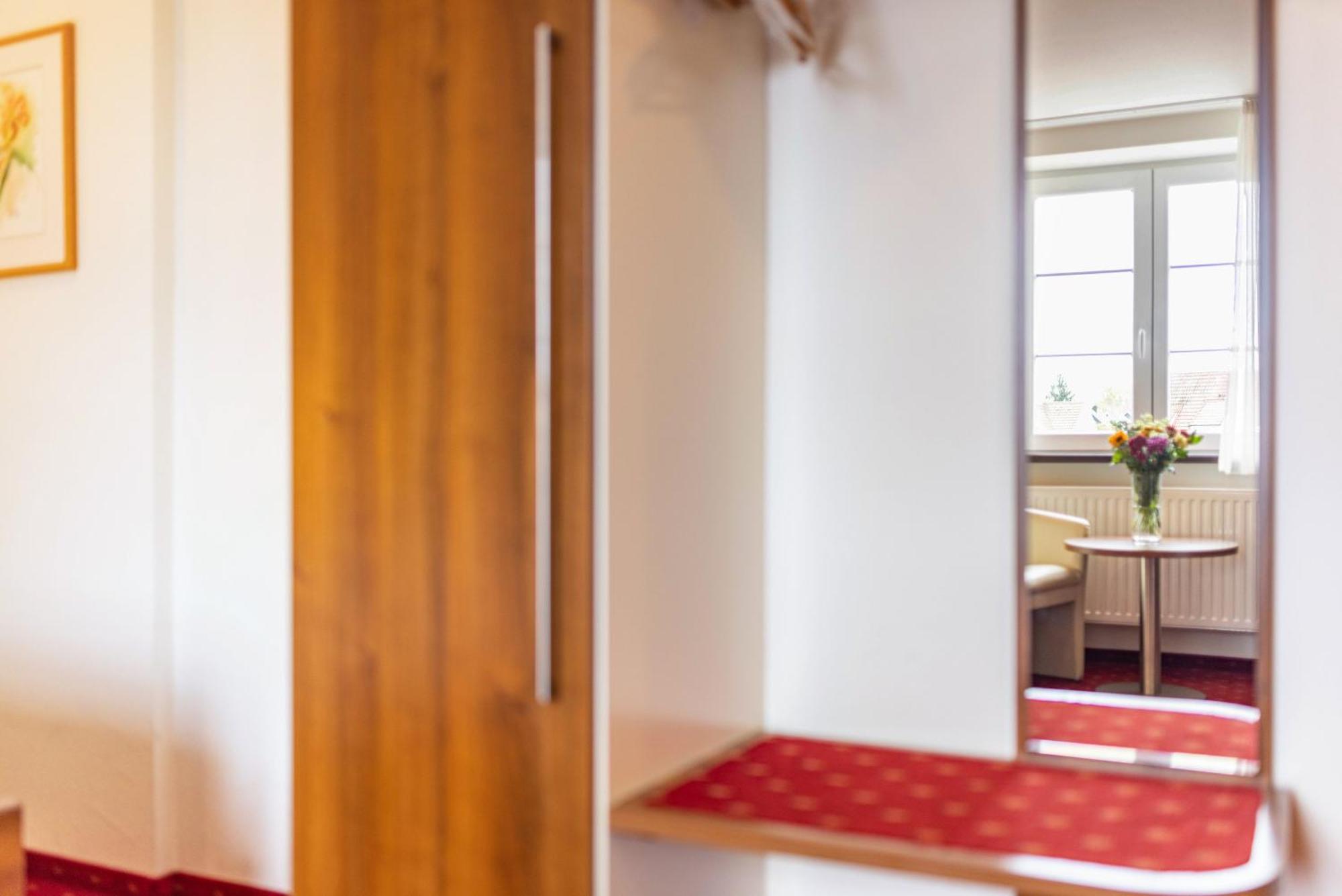 Gaestehaus Guehring Hotel Rosenfeld Ngoại thất bức ảnh
